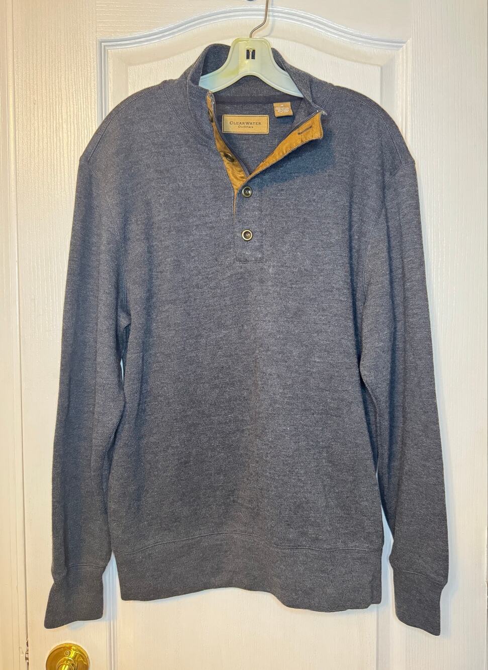 Clearwater Outfitters 1/4 Zip/Button combo Sweater Mens-Medium